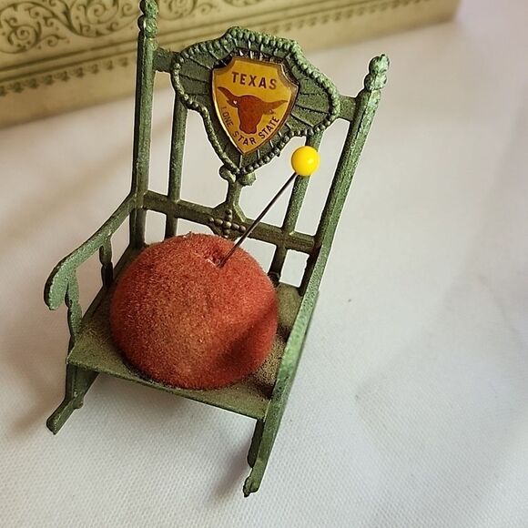Vintage Metal Texas Lone Star State Souvenir Pin Cushion - Picture 1 of 9